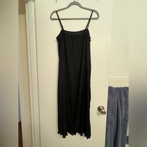 Madewell Plisse Dress - Picture 2 of 6